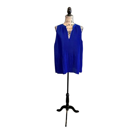 Banana Republic Tops - Banana Republic Blue Pleated Blouse